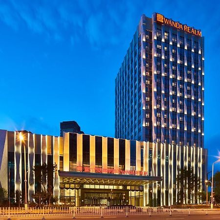 Wanda Realm Qiqihar Hotel Bagian luar foto