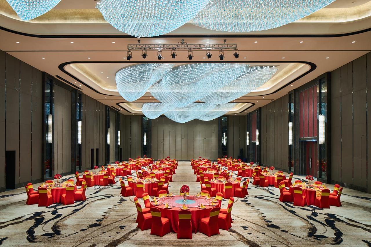 Wanda Realm Qiqihar Hotel Bagian luar foto