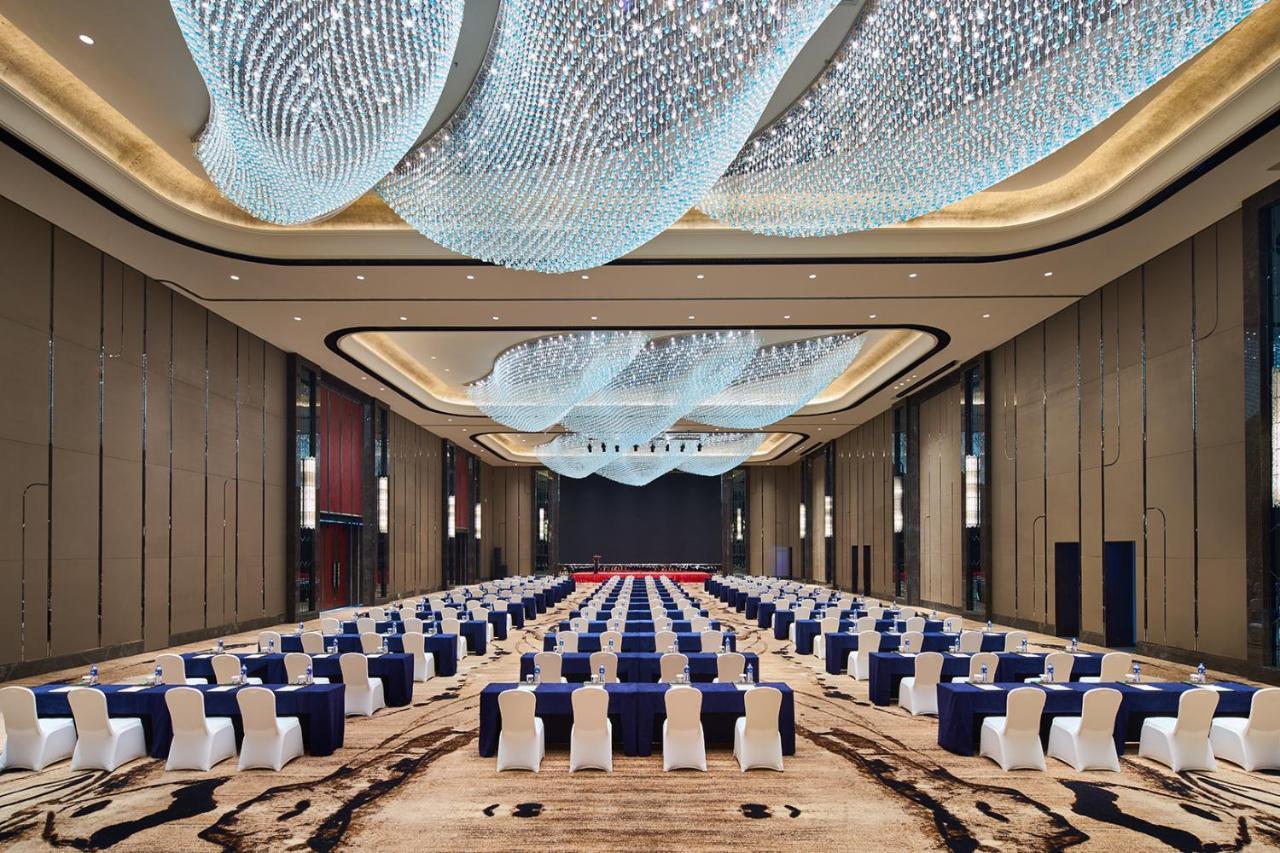 Wanda Realm Qiqihar Hotel Bagian luar foto